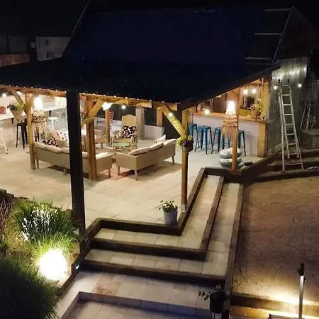 Domaine Halte ベッド・アンド・ブレックファスト Reyrieux